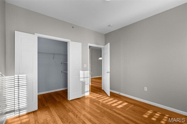 Building Photo - 42 Kassebaum Ln