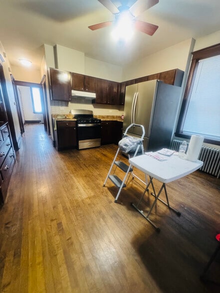 Building Photo - 5527 W 24th Pl