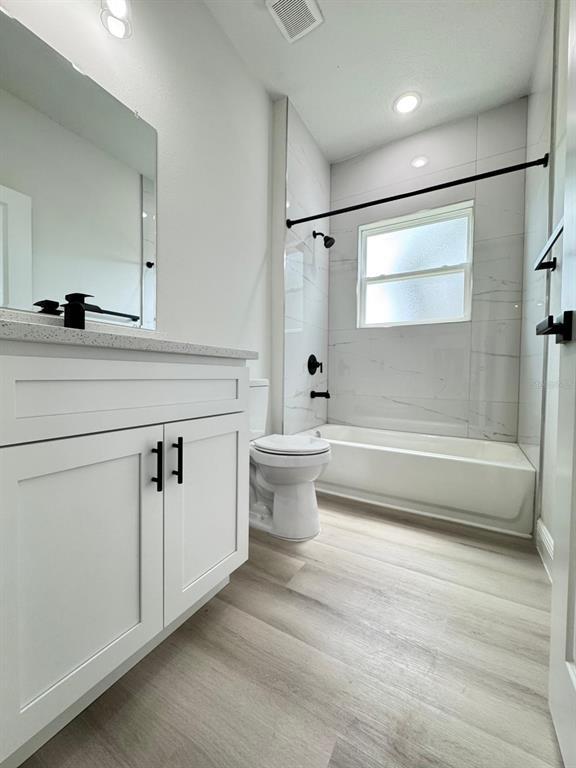 Building Photo - 656 Marion Oaks Manor