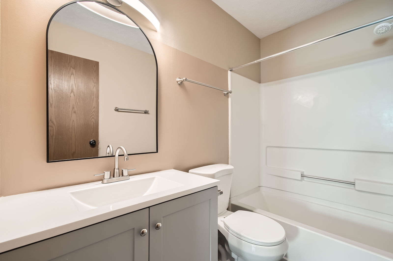 Building Photo - 6164 Fortin Ct