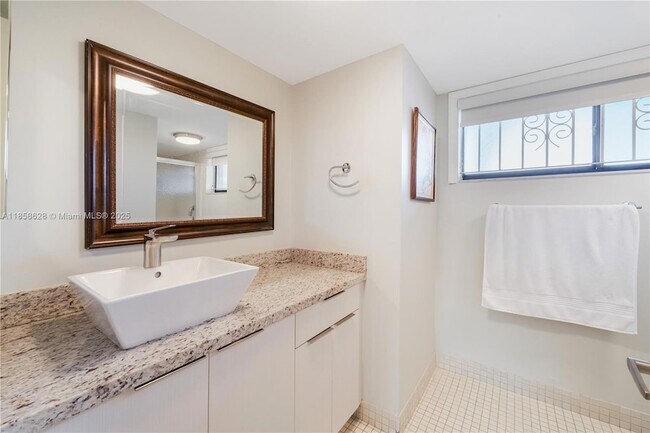 Building Photo - 8415 SW 107th Ave