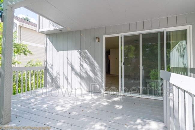 Building Photo - 254 Cervantes Cir