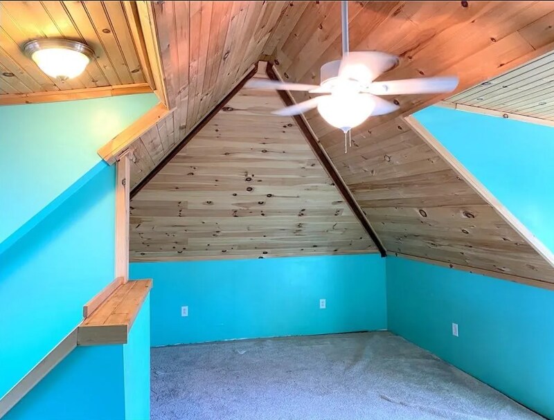 Building Photo - 58 Elm St