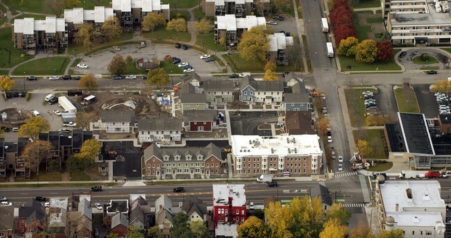 Aerial Photo - Shoreline Apartments