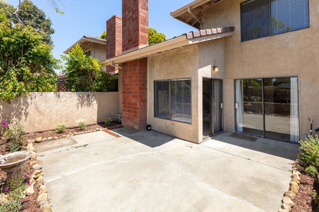 Building Photo - 985 Hawthorne Ln