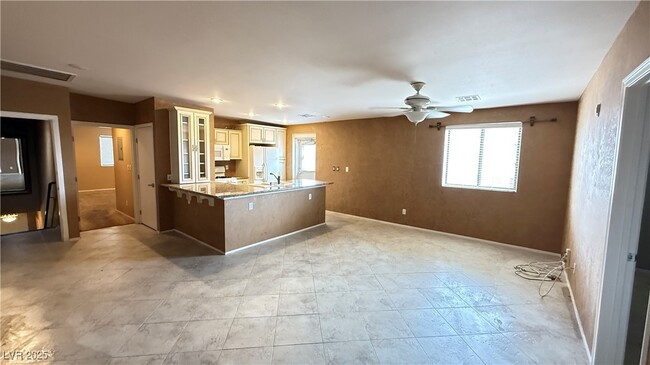 Building Photo - 1613 Carse Dr