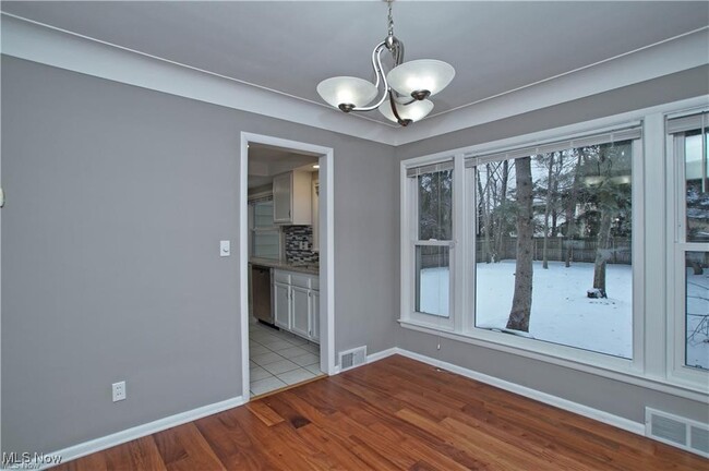 Building Photo - 4537 Birchwold Rd