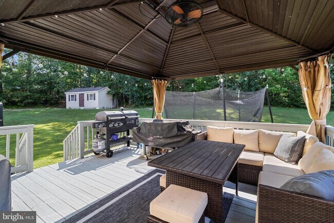 Building Photo - 39929 Grandview Haven Dr