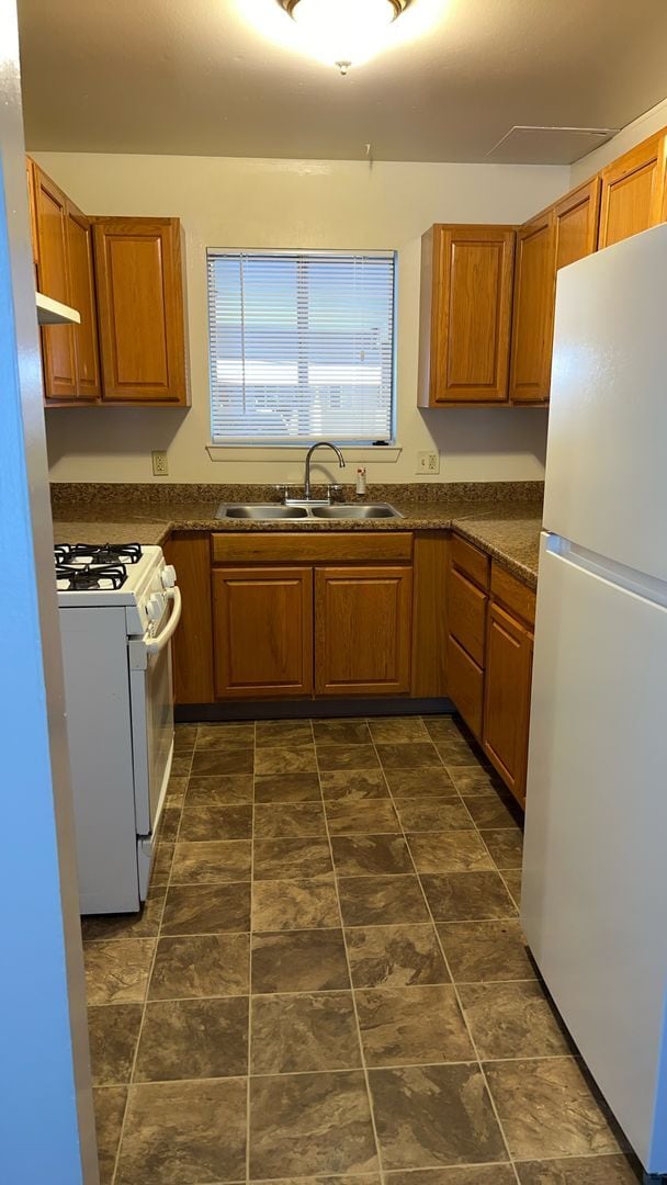 Building Photo - ONLY $1,395 PER MONTH FOR THIS SPACIOUS 3 BEDROOM, 1.5 BATHROOM UNIT LOCATED IN FALLON