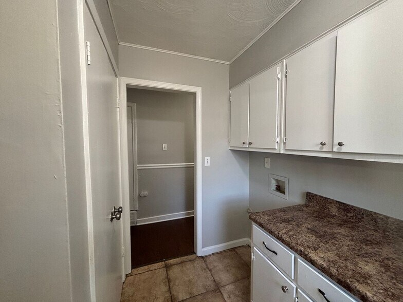 Building Photo - 3712 Dove Call Cove