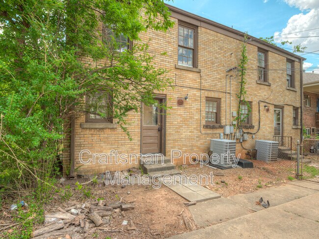 Building Photo - 2301 N Florida Ave