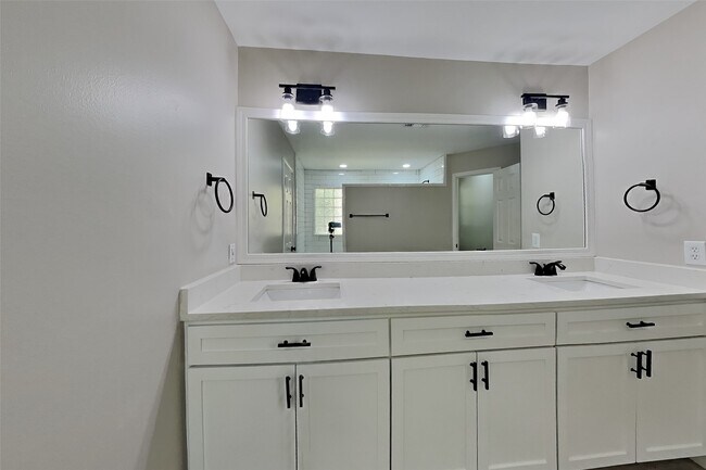Building Photo - 20703 Emerald Spruce Ct