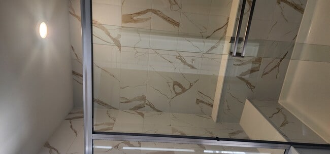 Building Photo - 25712 W Yorkshire Dr