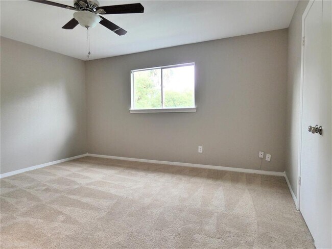 Building Photo - 7511 Renmark Ln