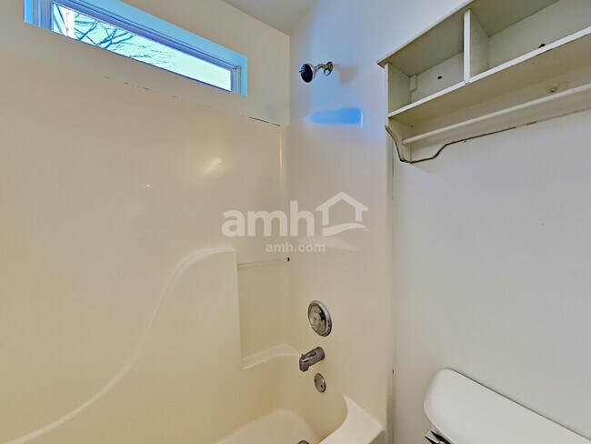 Building Photo - 2498 Port Kembla Dr