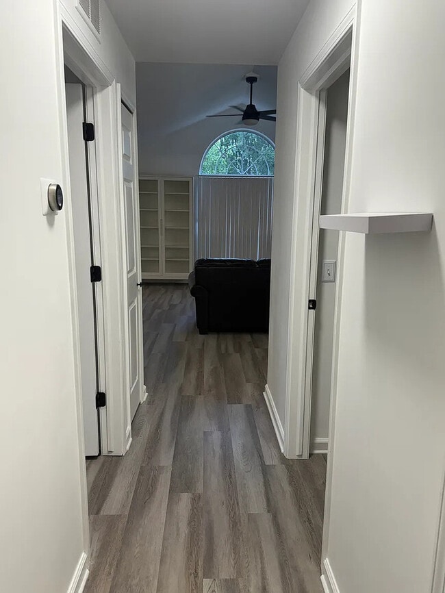 Building Photo - 51709 Adler Park Dr W