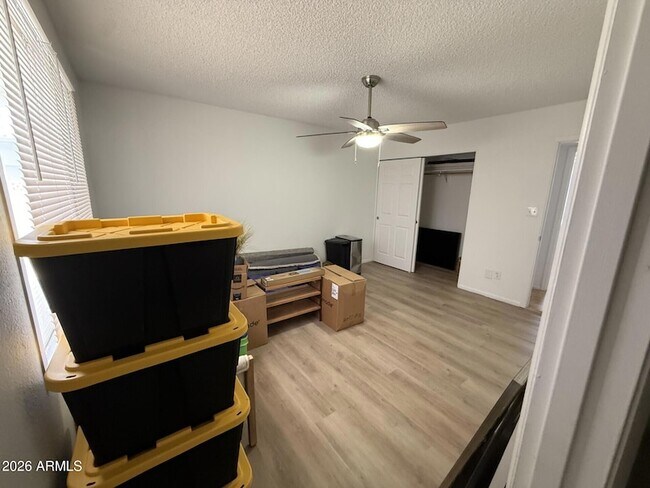 Building Photo - 3321 W Cholla St