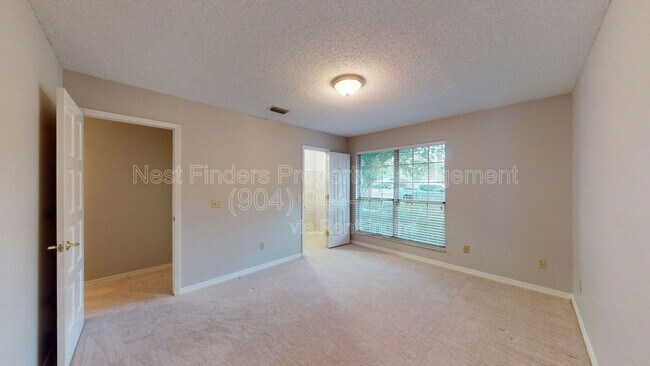 Building Photo - 2217 Hammock Oaks Dr N