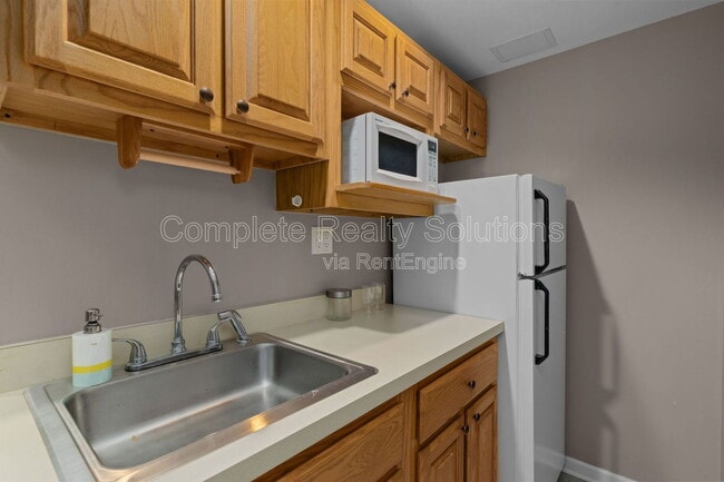 Building Photo - 14637 Timberlake Manor Ct