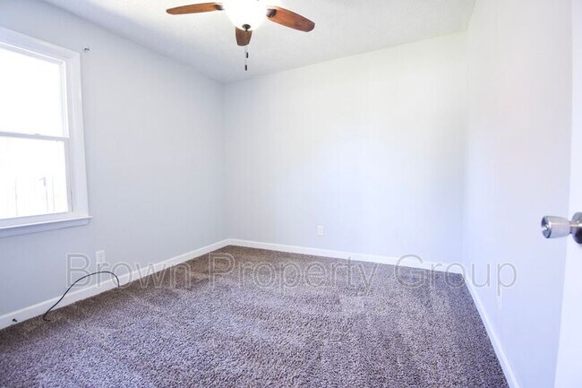 Building Photo - 2209 Rustic Trail