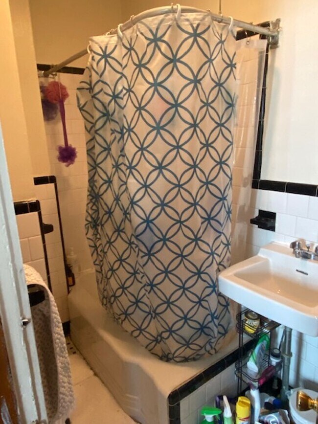 Building Photo - 19-21 Quincy Street