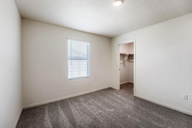 Building Photo - 124 Mullen Wy