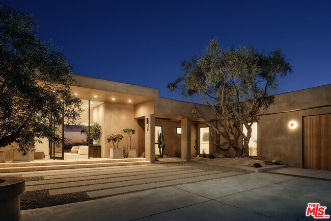 Building Photo - 1705 Carla Ridge