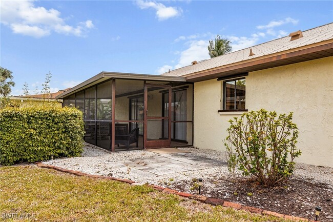 Building Photo - 6066 Perthshire Ln