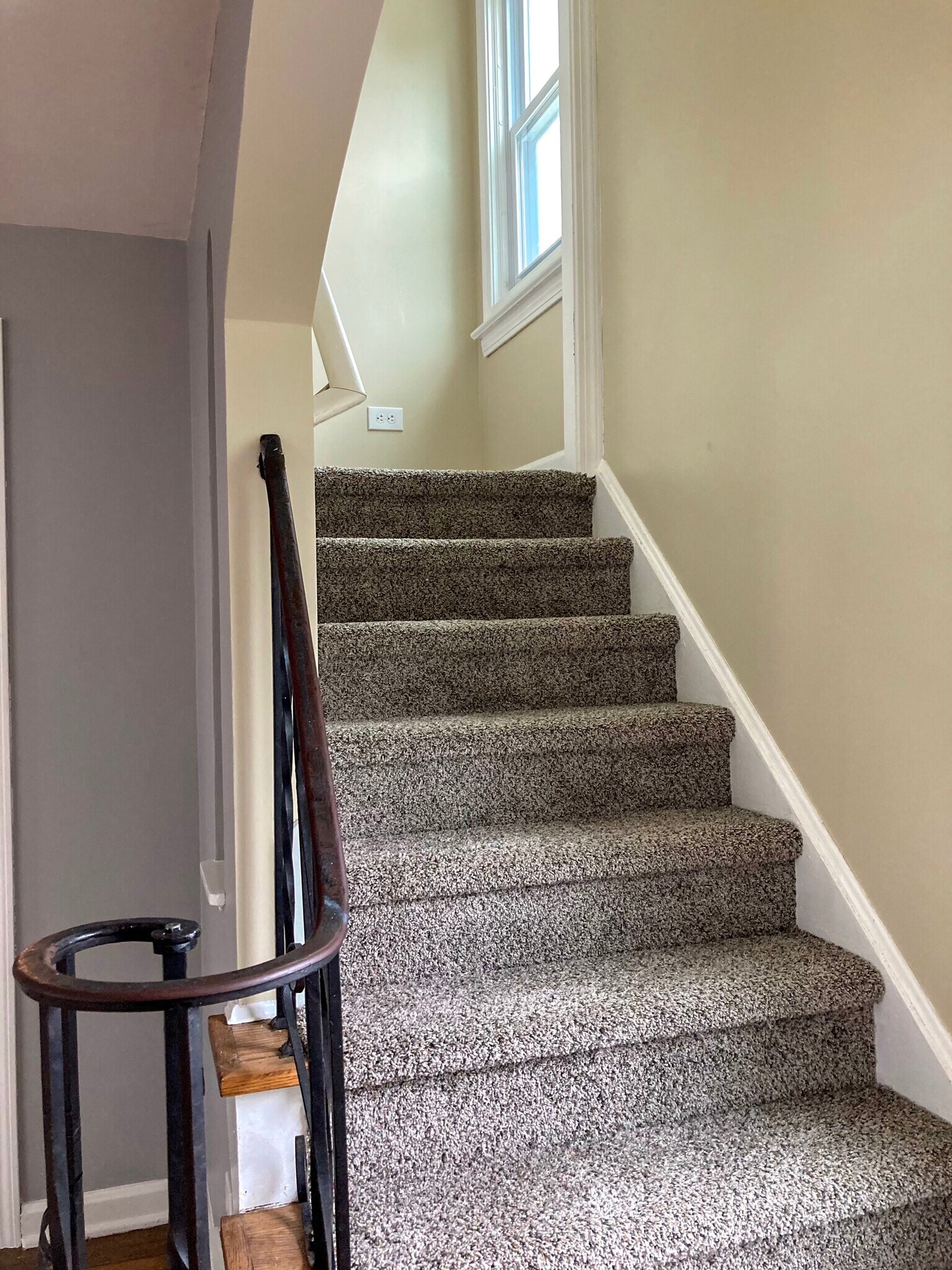 Main Level Stairs - 1121 Winston Rd