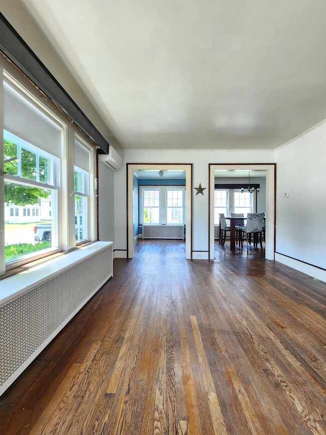 Building Photo - 71 14th St