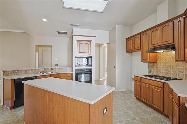 Building Photo - 6920 Emerald Coast Dr