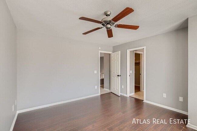 Building Photo - 19155 E Molly Ave