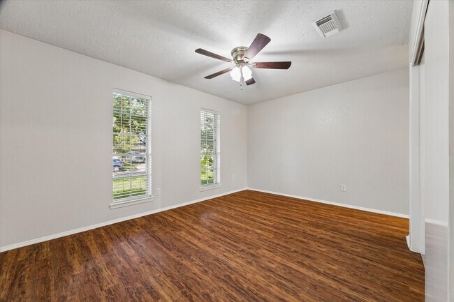Building Photo - 17134 Barcelona Dr