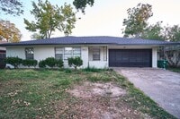 Building Photo - 5815 Hornwood Dr