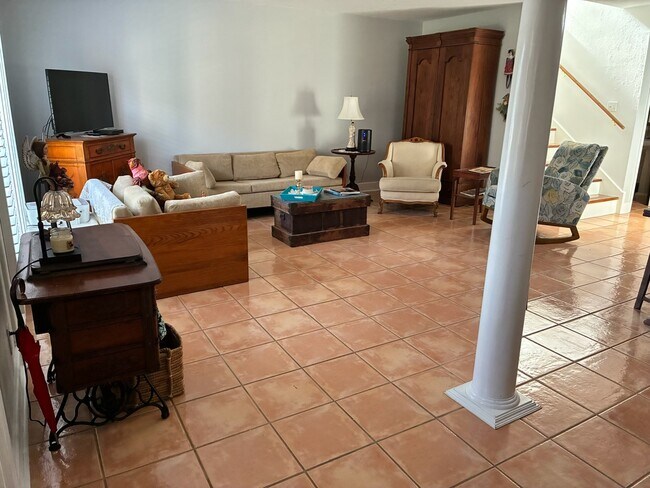 Building Photo - 6349 Briar Rose Dr