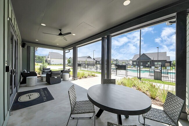 Building Photo - 7711 Longmire Rd