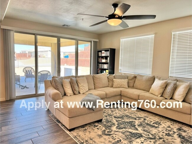 Building Photo - Newer 4 Bedroom 3 Bathroom Home With Solar...