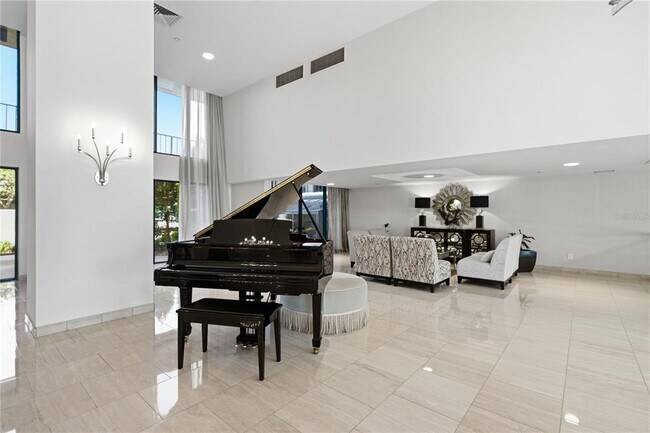 Building Photo - 3301 Bayshore Blvd