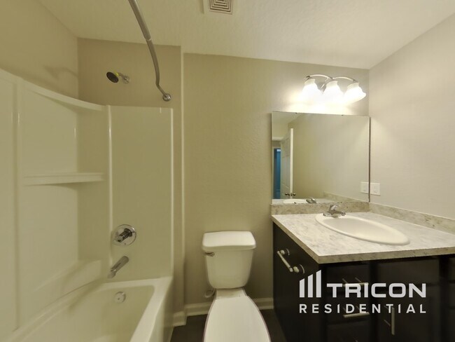 Building Photo - 1312 Sarahs Landing Dr