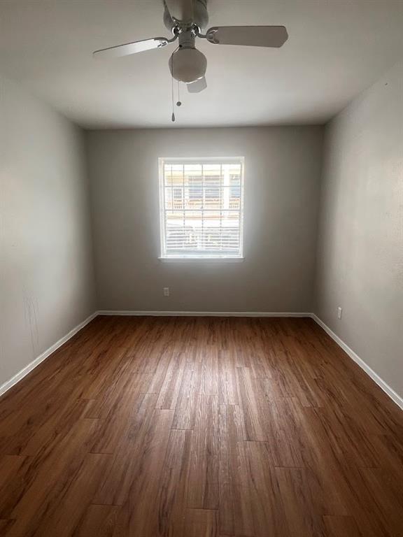 Building Photo - 307 E 31st St