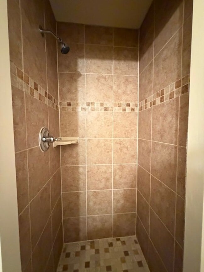 Building Photo - SINGLE FAMILY HOME IN WASHINGTON GROVE