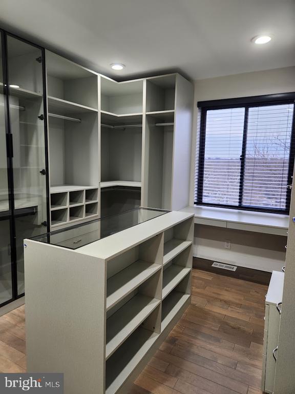 Building Photo - 3202 Banneker Dr NE