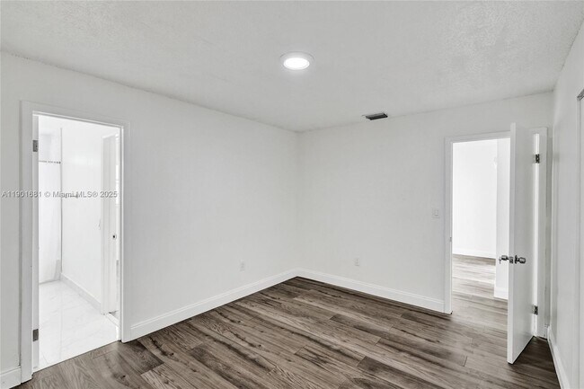 Building Photo - 5750 NW 111th St
