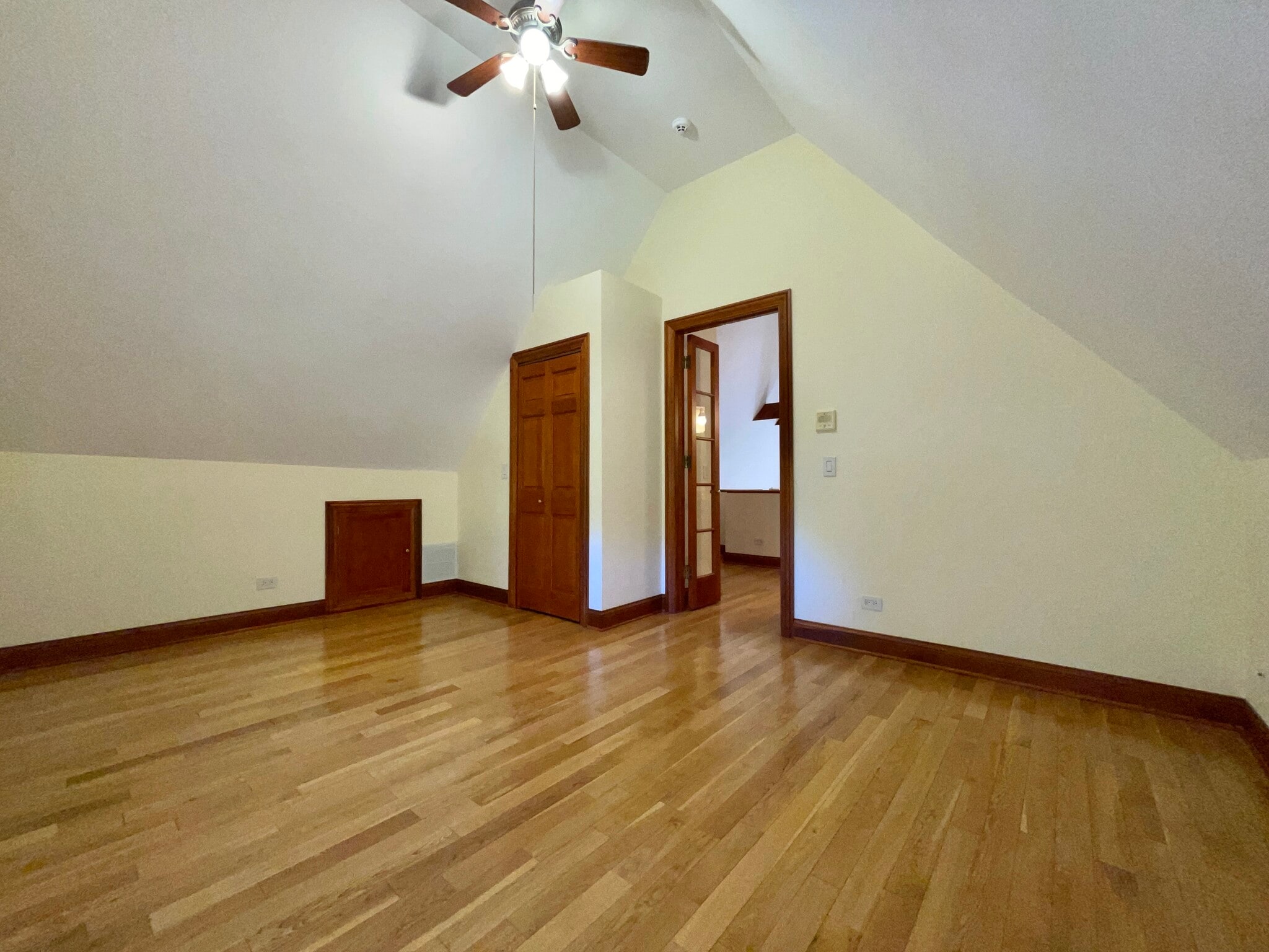 Building Photo - 237 Greenleaf St