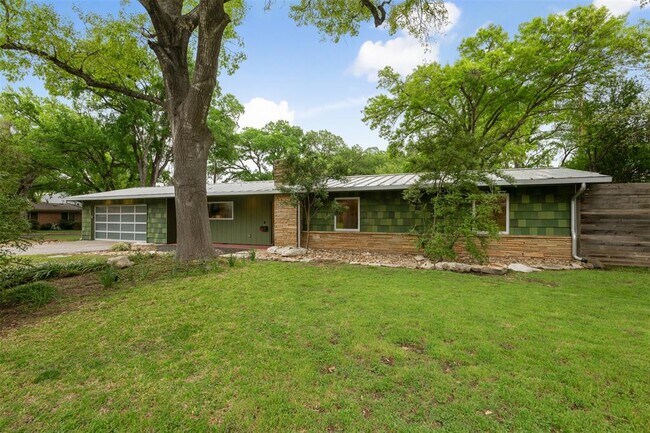 Primary Photo - 2314 Westforest Dr