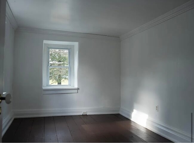 Building Photo - 197 Mercer Mill Rd