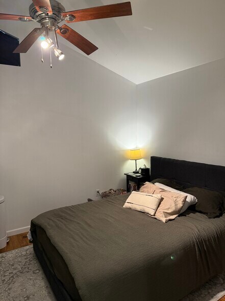 Building Photo - 4145 Tyrolean Ave