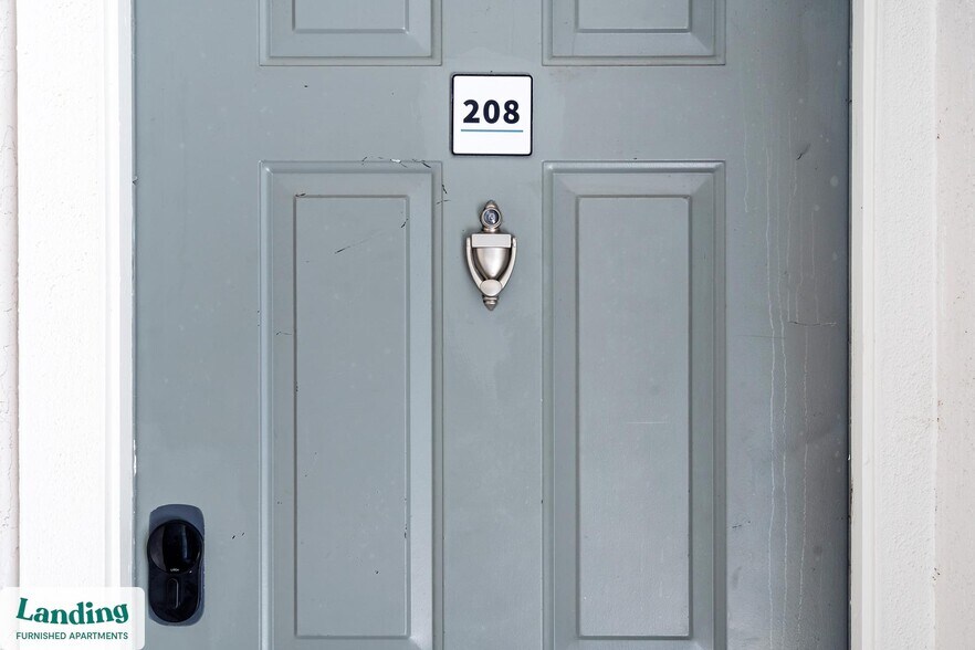 Building Photo - 2801 Biltmore Park Dr