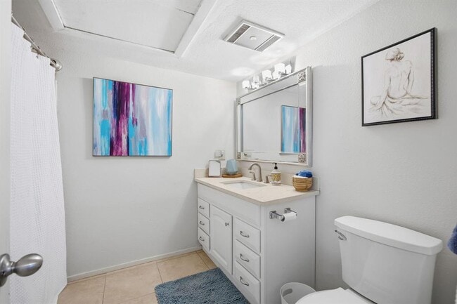 Building Photo - 104 W 35th St