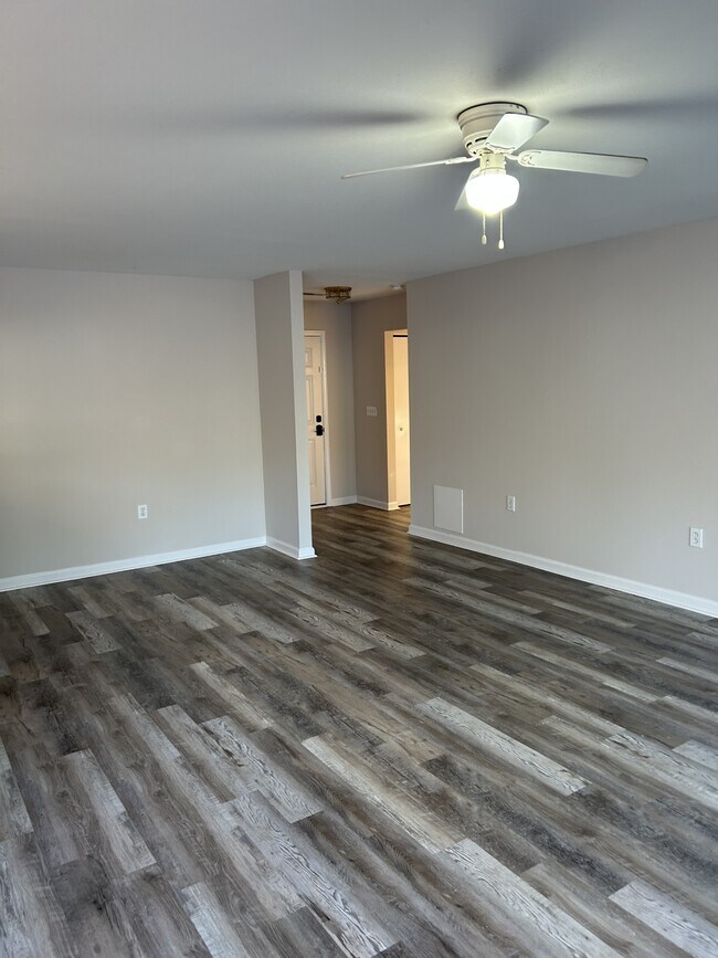 Building Photo - 2445 Whetstone Ln